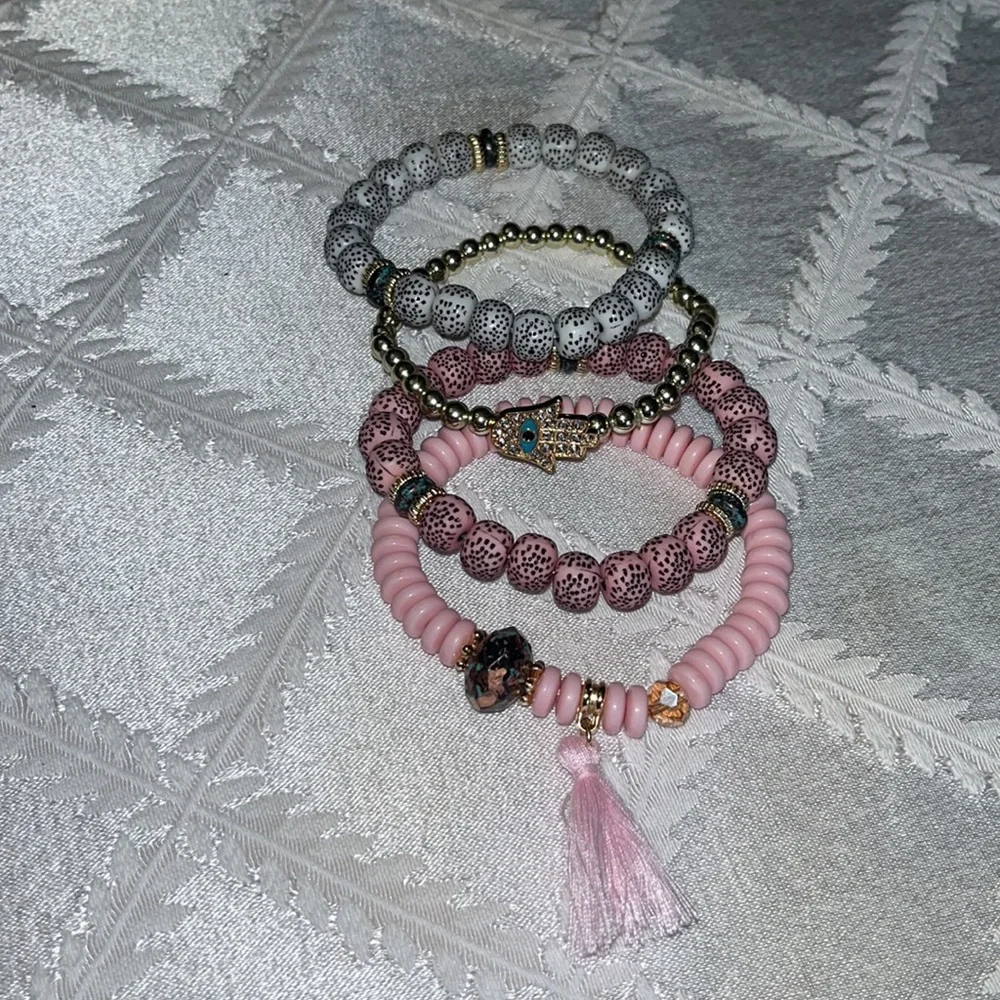 New Boho stackable stretch bead bracelets. (4) - Picture 4 of 4